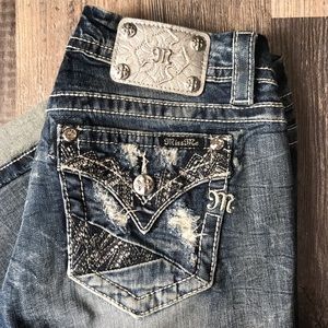 Miss Me easy crop jeans